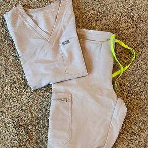 Only worn once! Slate colored figs. Xsmall Catarina and small Yola.